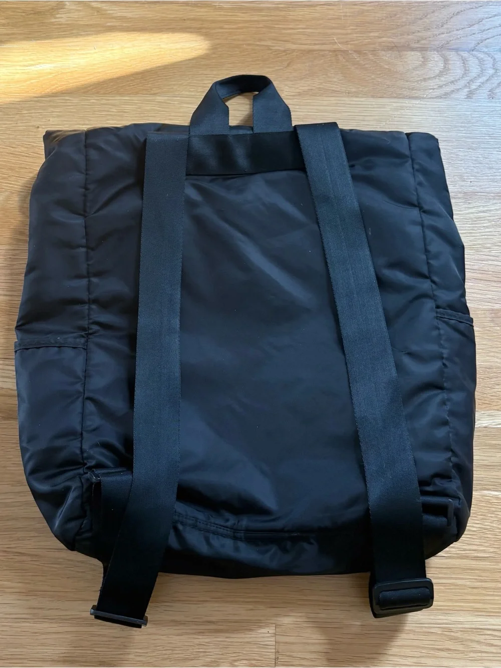 GAIAM Black Nylon Everyday Roll-Top Backpack